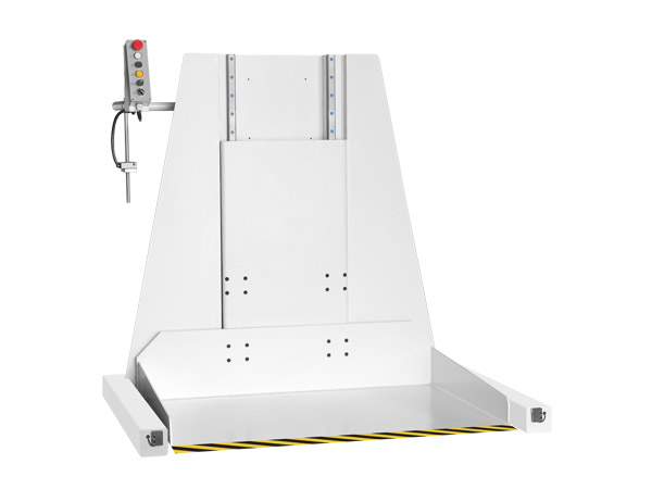 Automatic hydraulic elevator